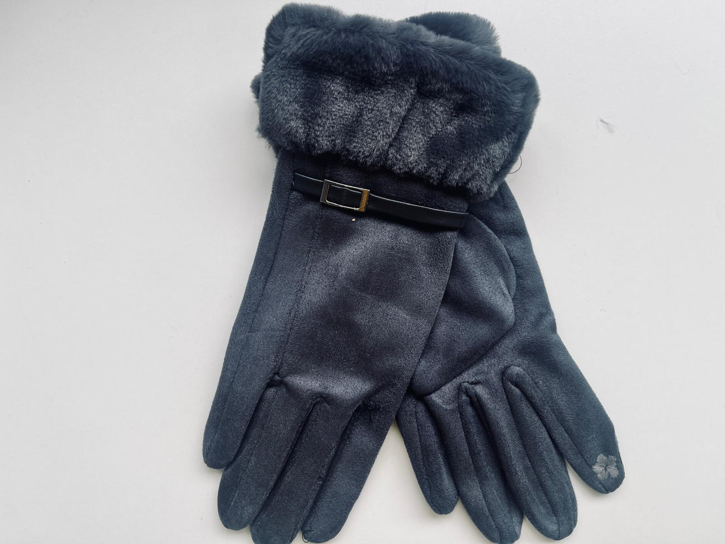 Guantes de Mujer en Piel Vuelta con Pelo Suave, Flor Táctil y Diseño Elegante de Invierno