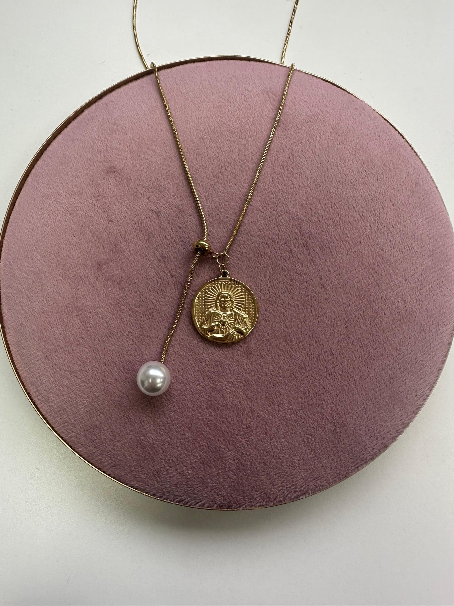 Medalla Sagrado Corazón con Perla