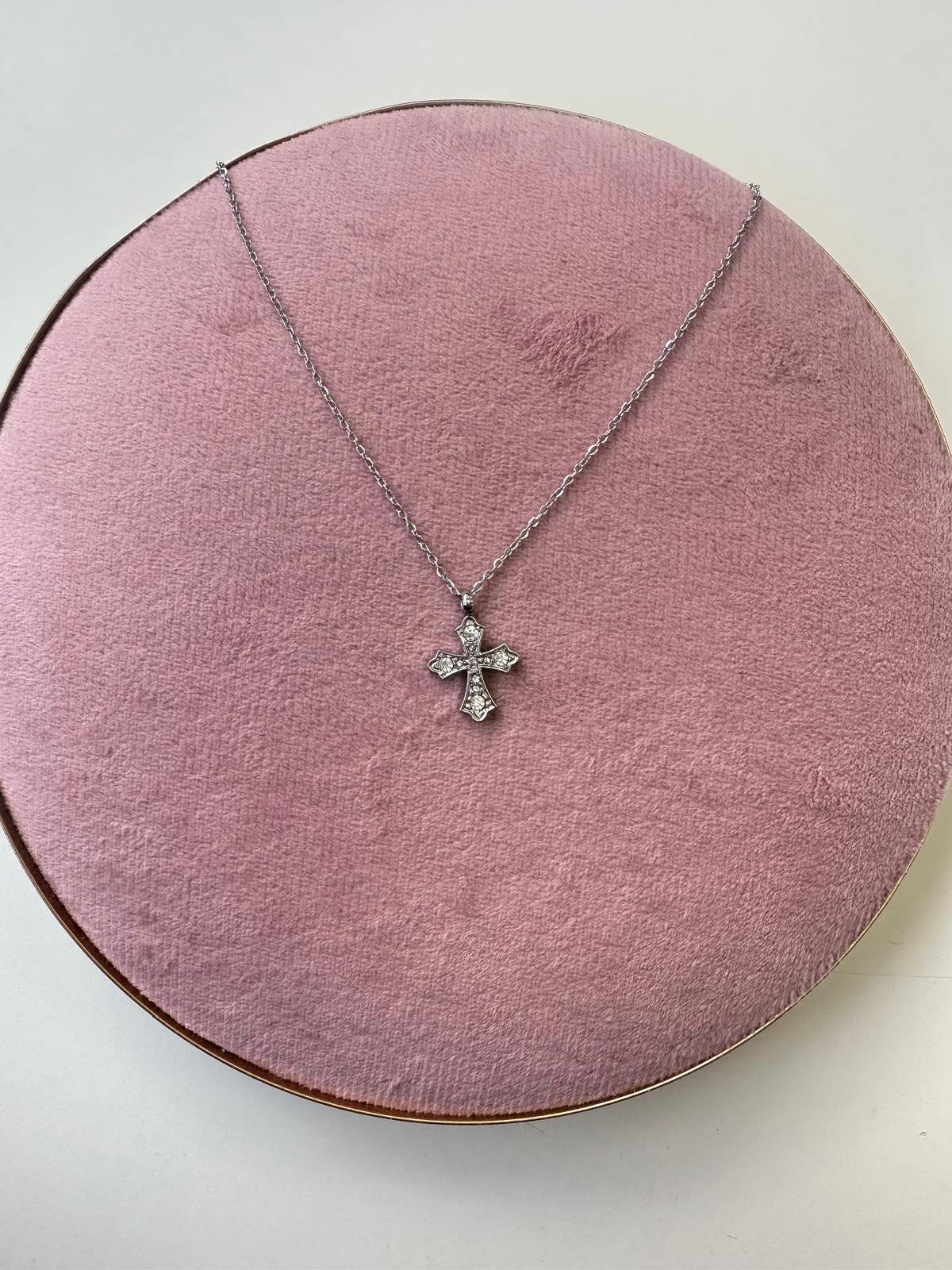 Collar Cruz con Brillos y Circonitas - Acero Inoxidable