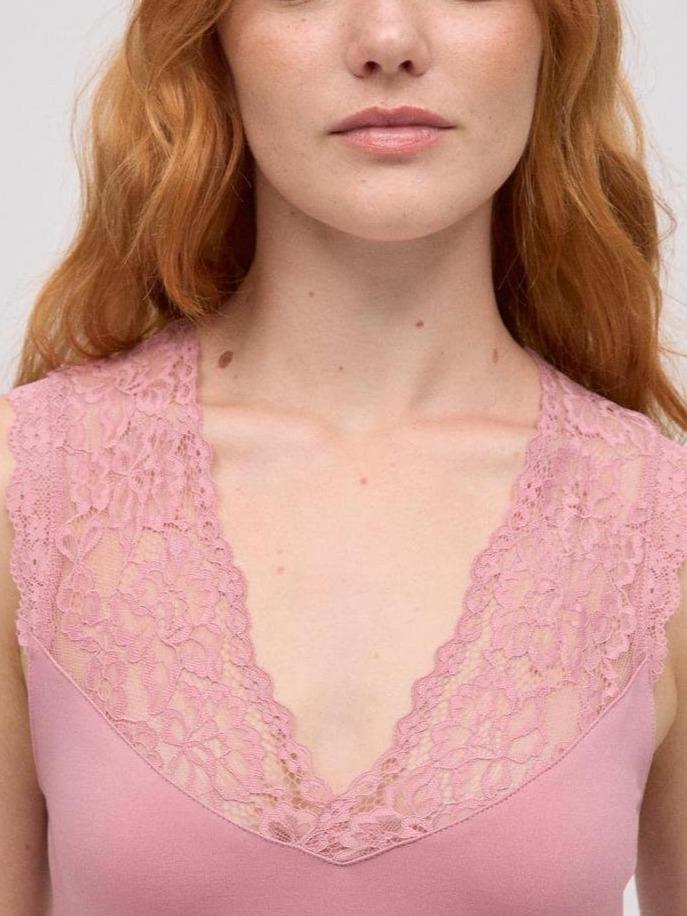 Camiseta Térmica Rosa sin Mangas Encaje