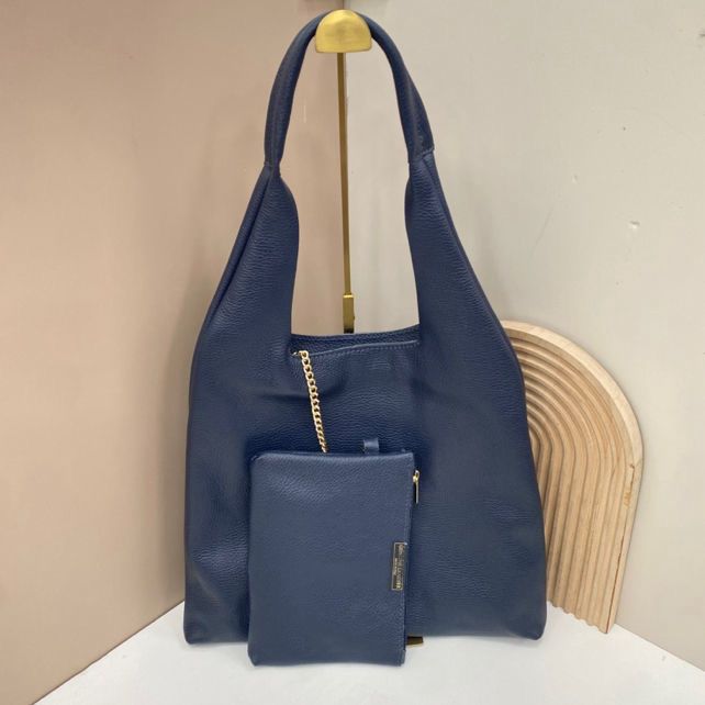 Bolso Noah en Piel Auténtica con Neceser a juego y cadena