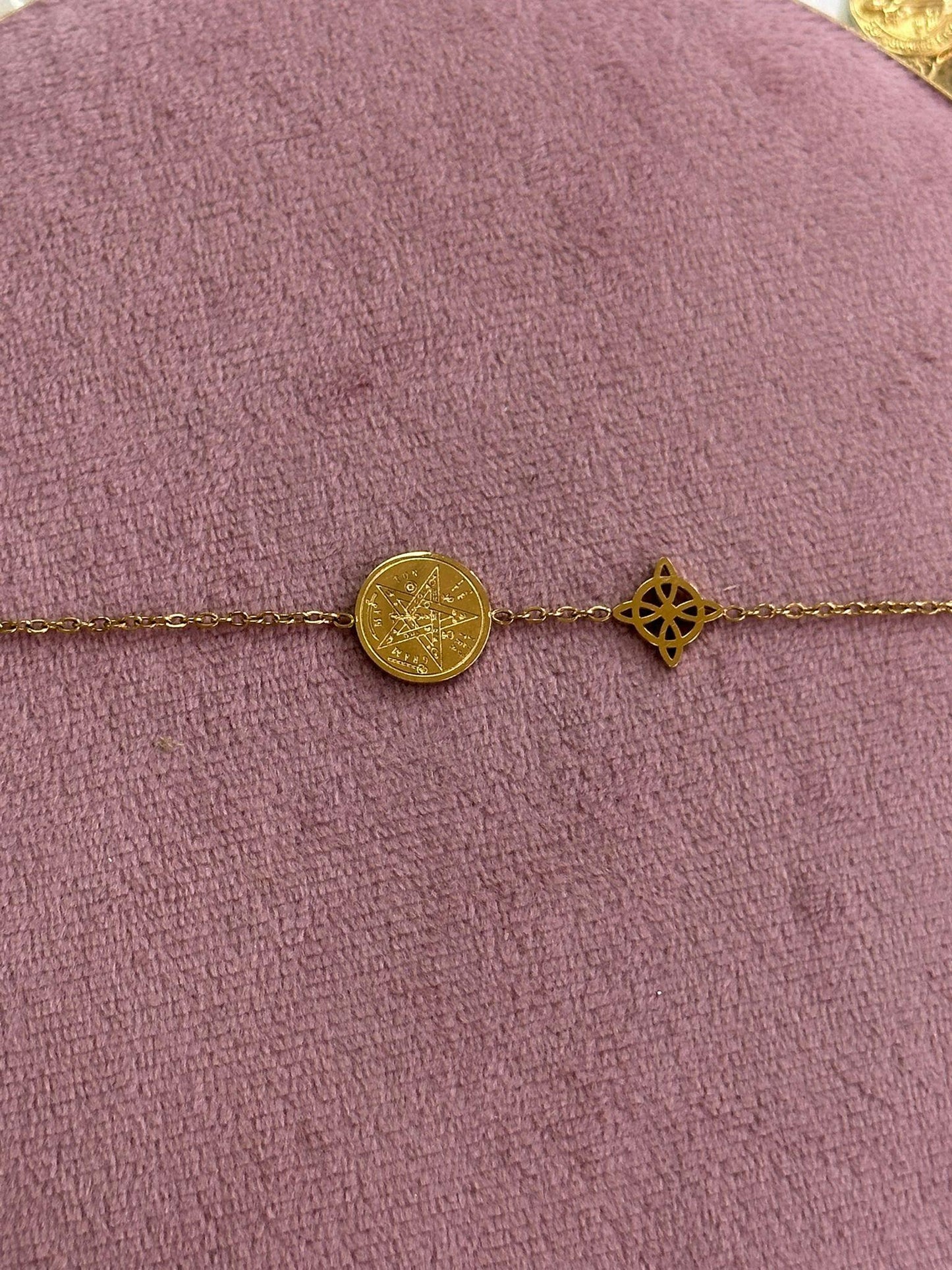 Pulsera Doble Protección Nudo de Bruja y Tetragramatón