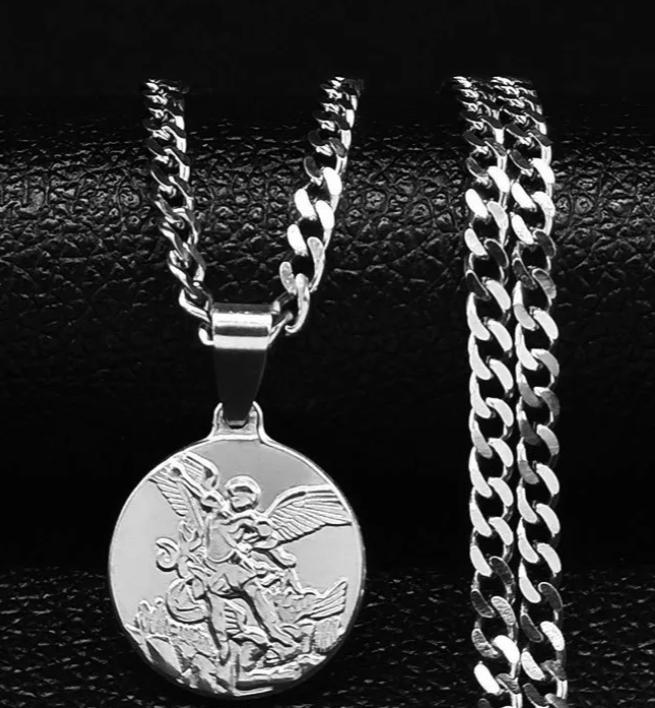 Collar Arcángel San Miguel En 2 Colores