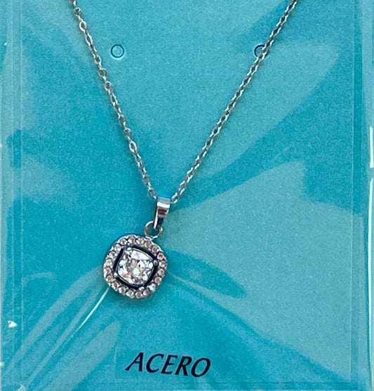 Collar de acero plateado con cristales – Elegancia y brillo