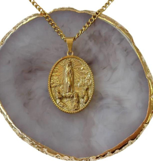 Medallón Virgen de Fátima, Amparo, Paz y Esperanza