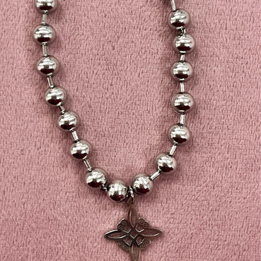 Pulsera de Bolitas Nudo de Bruja con Diseño Único y Bolitas Especiales Accesorio Versátil para Diversas Ocasiones