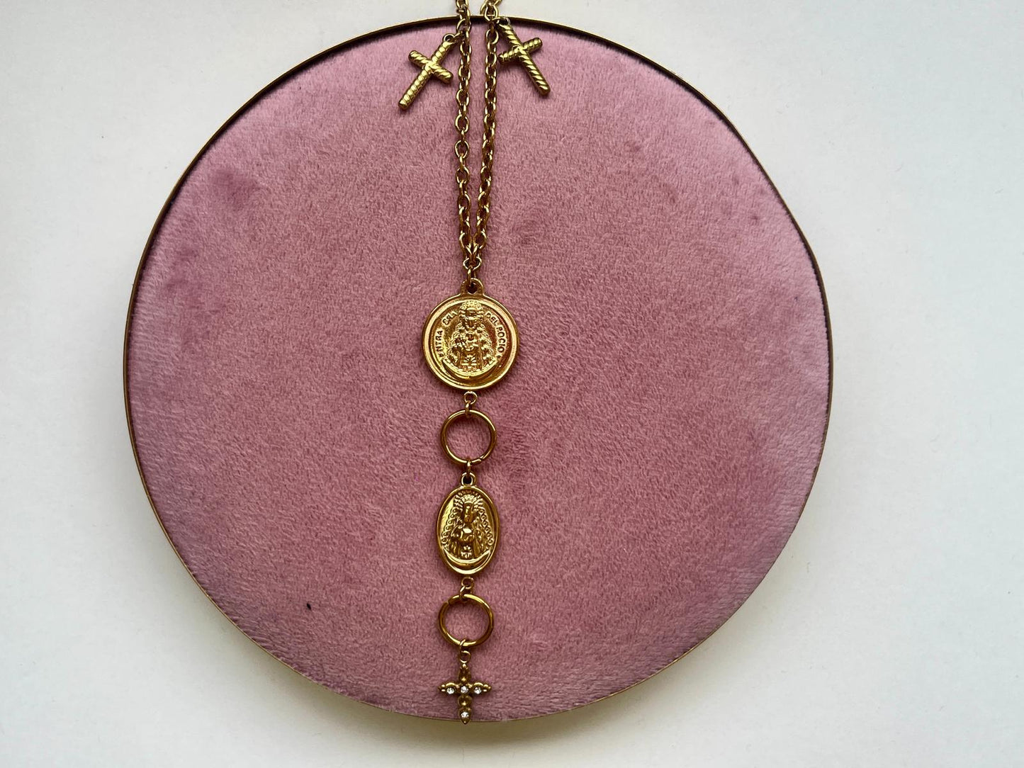 Collar Medallas de Vírgen del Rocío con Cruces Dorado de Acero Inoxidable para Oración