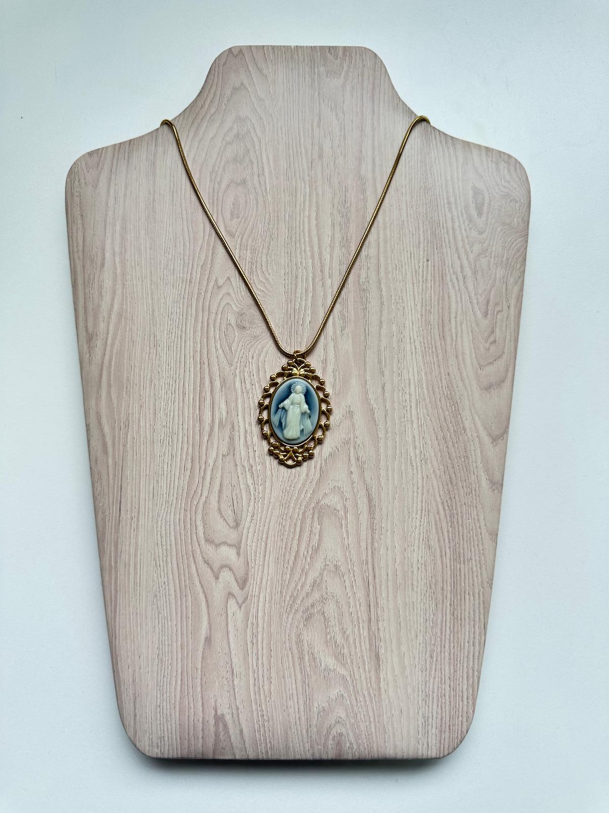 Medallón de la Milagrosa en Resina blanca y Azul - Acero Inoxidable