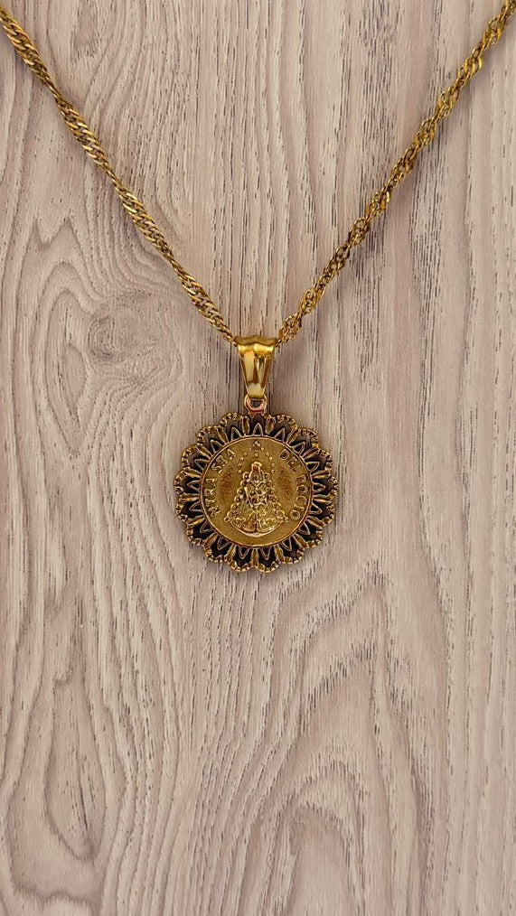 Medalla Virgen del Rocío con Marco tipo Floral