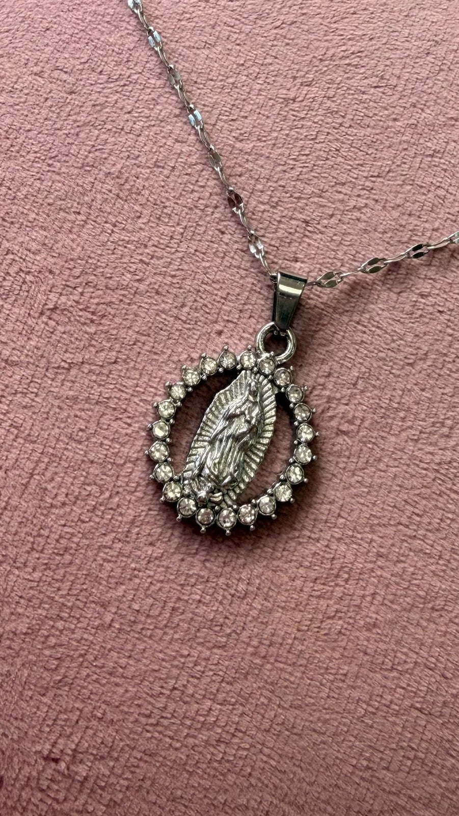 Medalla Virgen de Guadalupe con Circonitas - Acero Inoxidable