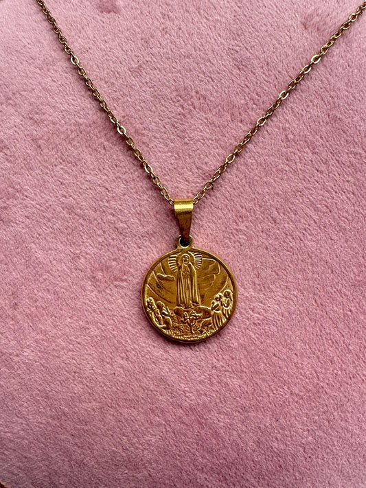 Medalla Virgen de Fátima Dorado - Acero Inoxidable